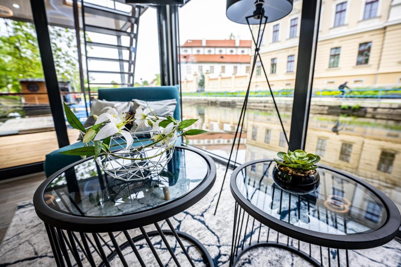 Rezidence Malse - Unikatni Apartmany Na Vode Ceske Budejovice Extérieur photo