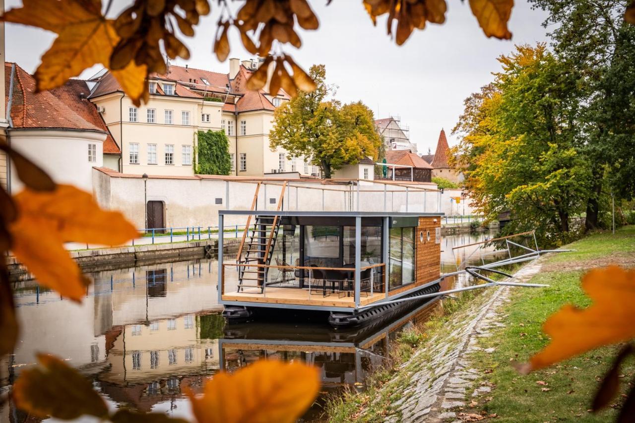 Rezidence Malse - Unikatni Apartmany Na Vode Ceske Budejovice Extérieur photo